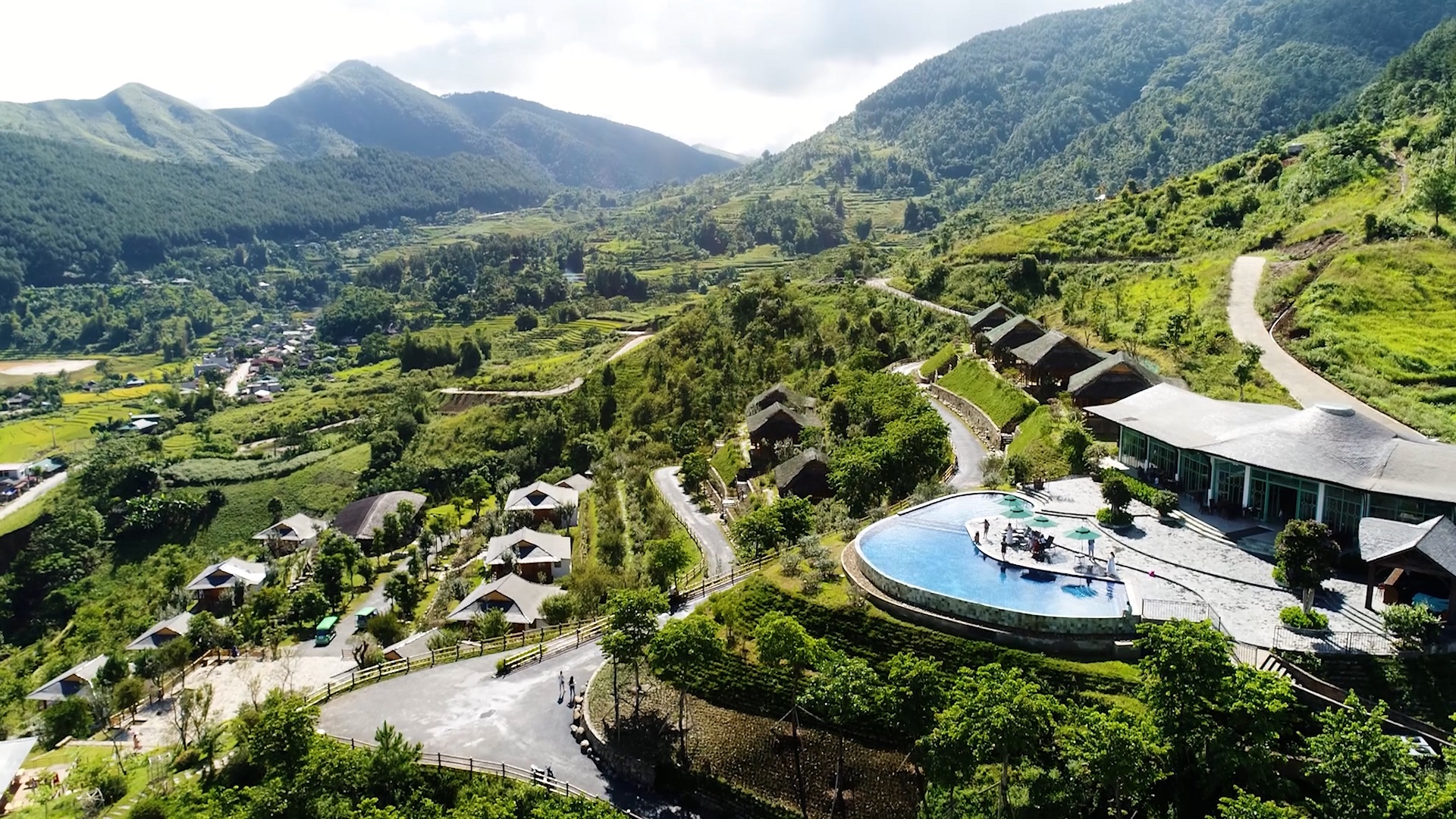 LE CHAMPS TÚ LỆ - TRẢI NGHIỆM ĐA SẮC MÀU